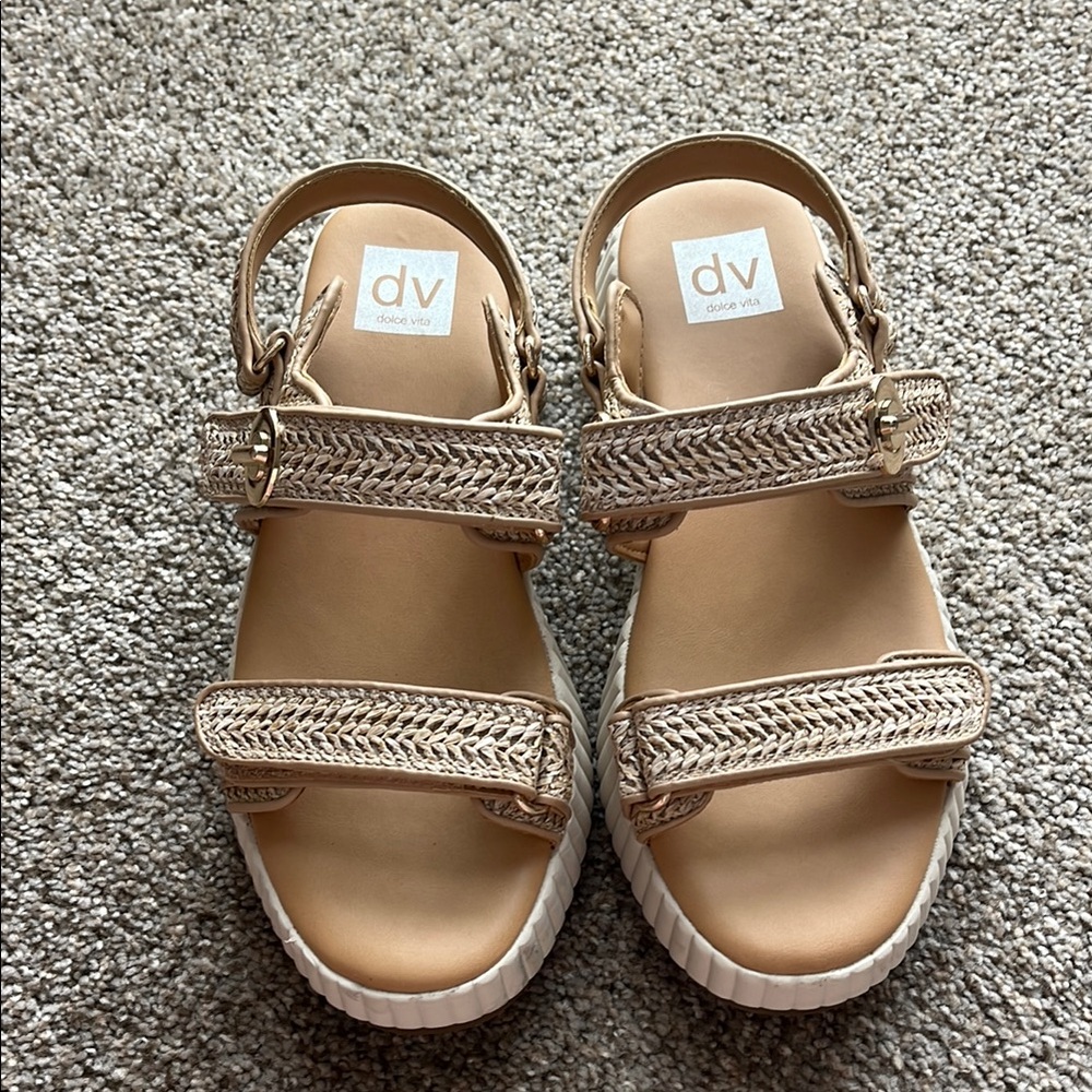 Dolce Vita Platform Sandals W